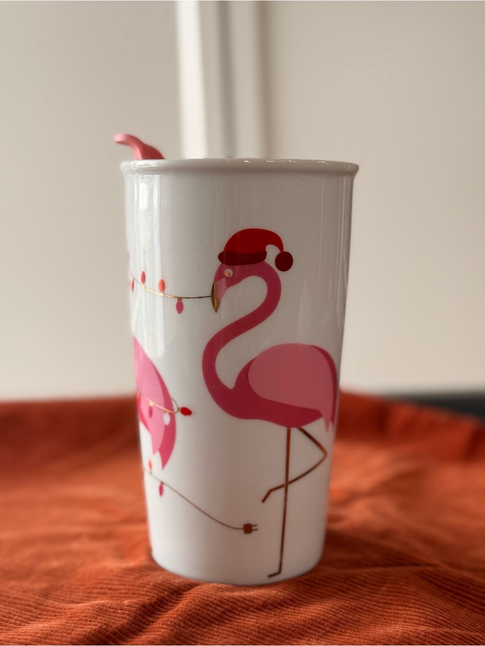 DAVIDsTEA Holiday Flamingo Ceramic Travel Mug Pink Christmas Lights Cute